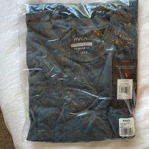 Brand new Large RVCA ANP Pocket Tee